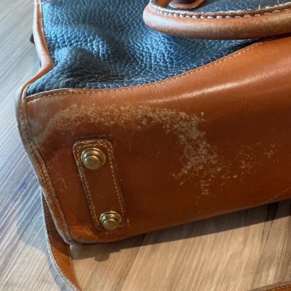 🎥 Vintage ♡ Dooney & Bourke ♡ All Weather Leather Briefcase / Messenger Bag - Picture 11 of 16